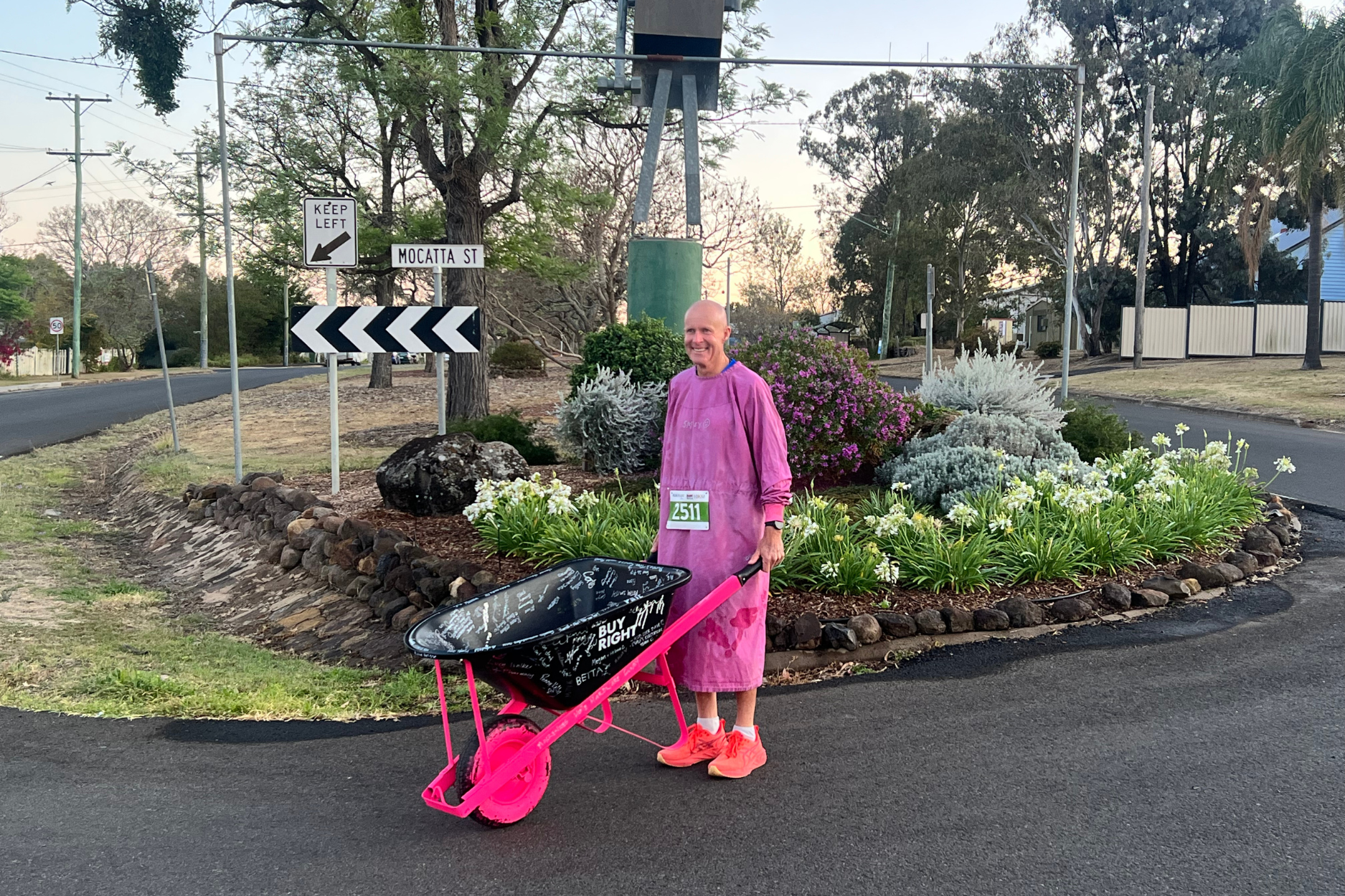 The Bloke from Gundy - The Great Wheelbarrow Run The Bloke from Gundy - The Great Wheelbarrow Run